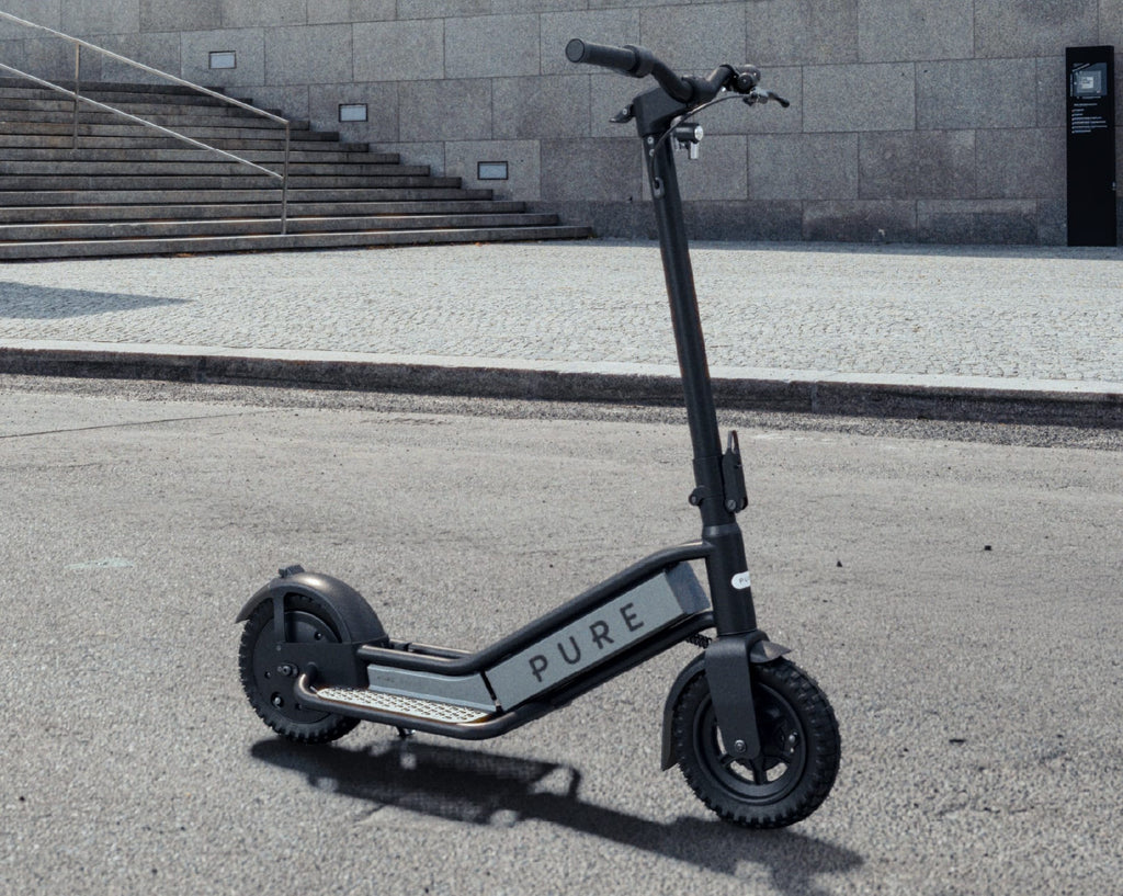 Pure Roller Black & Gunmetal Escape